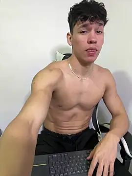 Chat +18 de Luke_Muscle ao vivo