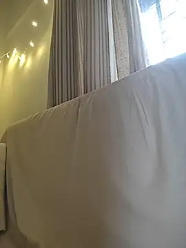 NakedMILFx's Live XXX Chat