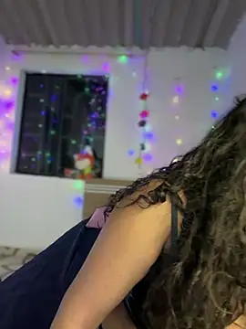 Simone_Miller élő XXX-chatje