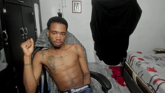 Kofi_exotic_2's Live XXX Chat