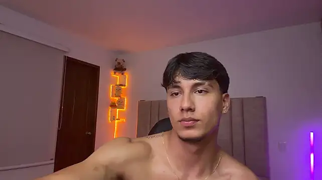 Czat XXX na żywo – CHRIS_MORGAN1