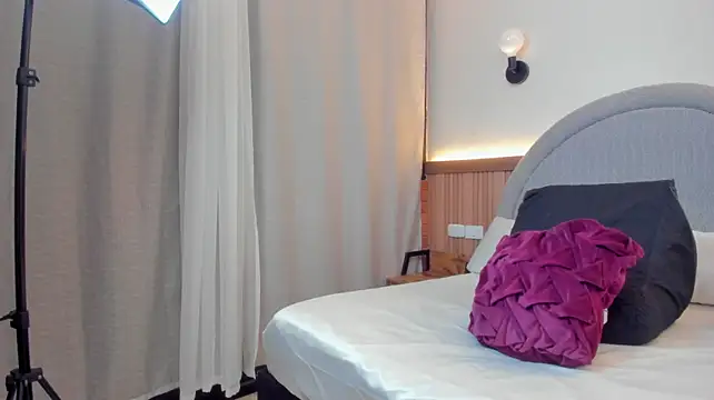 Chat XXX en directo de mia_milff