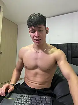 Chat XXX en directo de Luke_Muscle