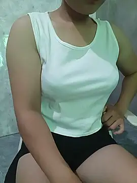 -Trinina- Chat XXX in diretta