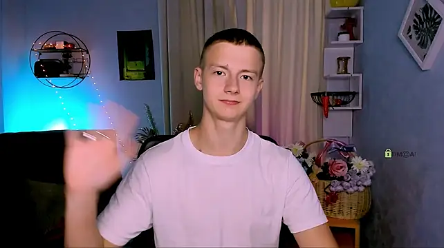 Онлайн чат XXX noah_nero