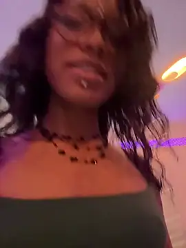 xouniq – Live XXX-chat