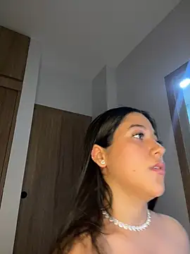 Chat XXX en directo de Nhefertary
