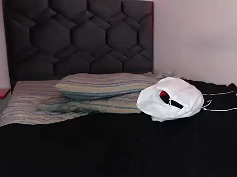 Chat +18 de danypalmer ao vivo