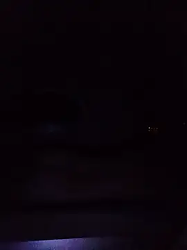 adas-: διαδικτυακό σόου στην κάμερα