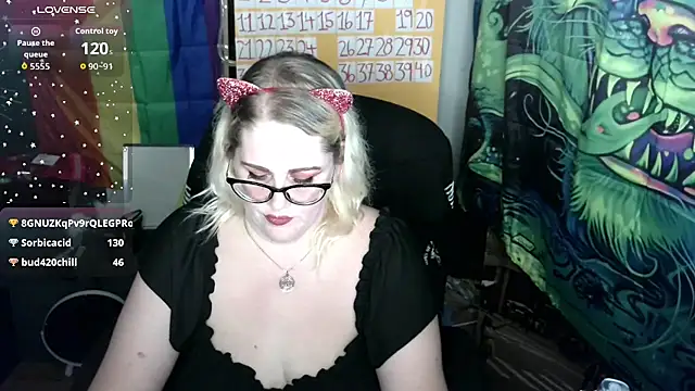 Chat XXX en directo de Kinky_Witch