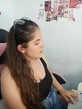 Chat XXX en directo de Kloe_Gianna