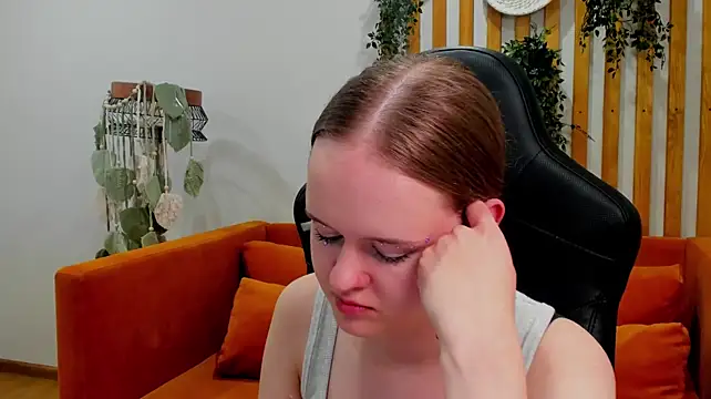 AdaRune's Live XXX Chat