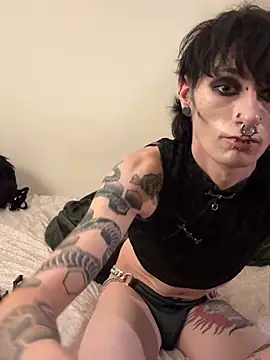 Chat XXX en directo de GothSadist