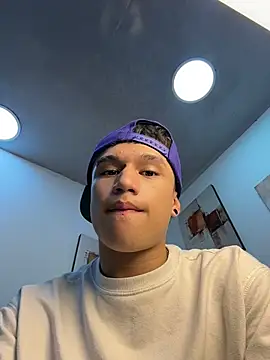 Dominik_Souza Pertunjukan Webcam