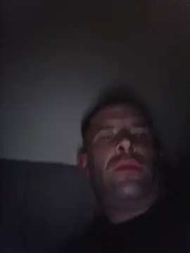 SingingTrunks Show in webcam
