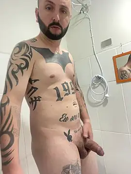 Show modela Costagui na web-kameri