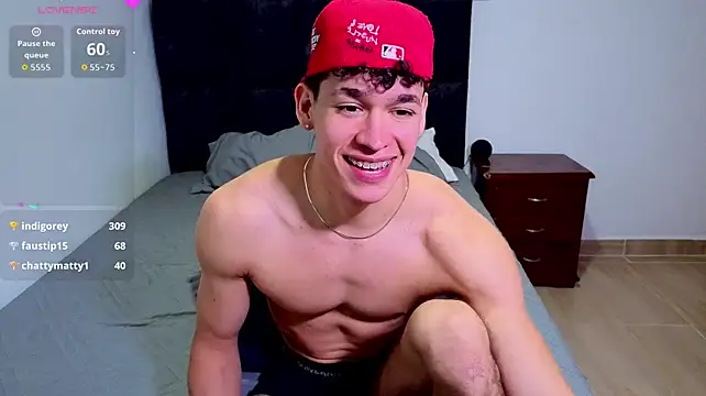 Luke_Muscle Chat XXX in diretta