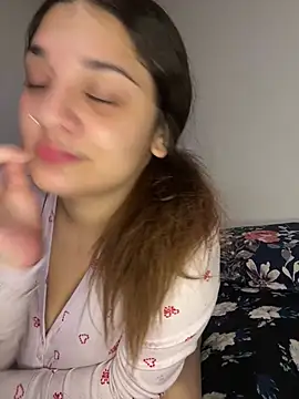 treasurebabii Show in webcam