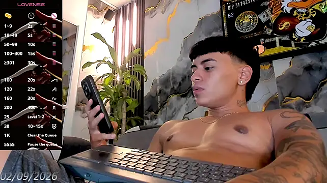 Ftm_xxxperiencie Adlı Modelin Canlı XXX Sohbeti