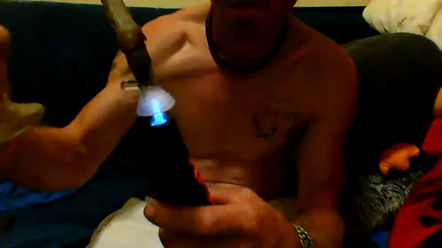 stich_wants_babmi Webcamshow