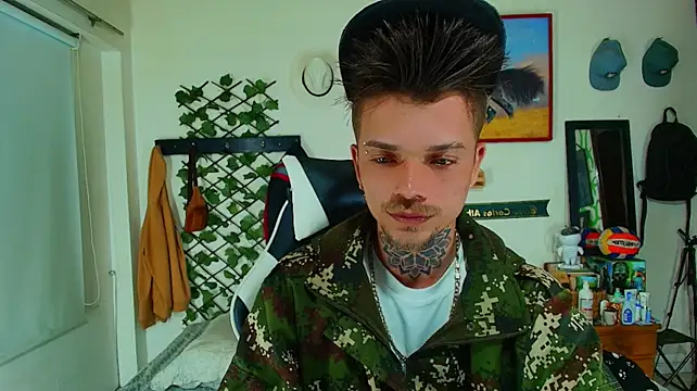 Вебкам-шоу Gold_Loyal77