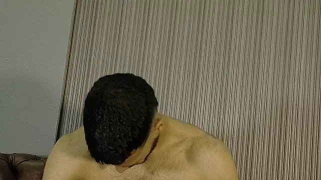 Jacob_Benelli Adlı Modelin Canlı XXX Sohbeti