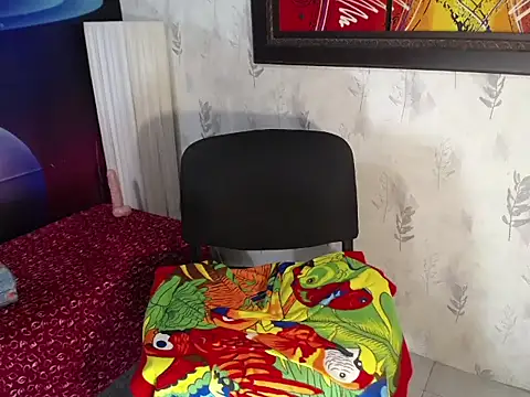 XXX chat uživo modela KeysyCFire