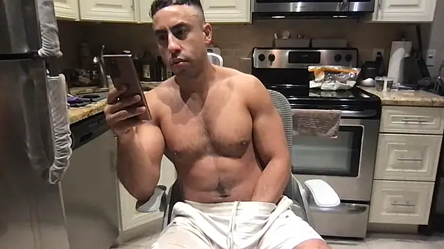 BigGuyMuscle: απευθείας συνομιλία ΧΧΧ