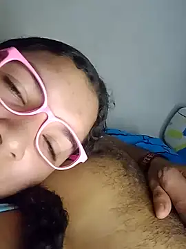 lumi50's Webcam Show