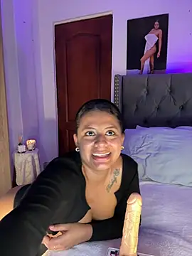 ema_zoe's Live XXX Chat