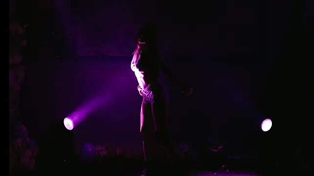 WD-Girl001n Webbikameraesitys