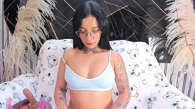 ChloeRosey's Live XXX Chat