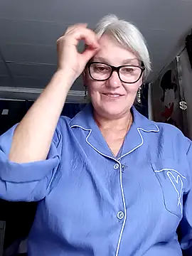 irinamaux Chat XXX in diretta