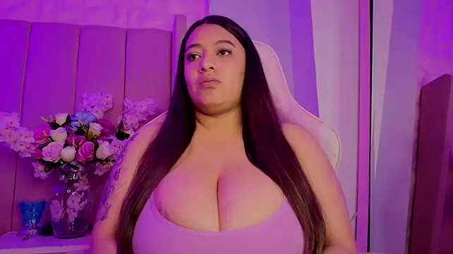 Chat XXX en directo de MollyBigBoobs12