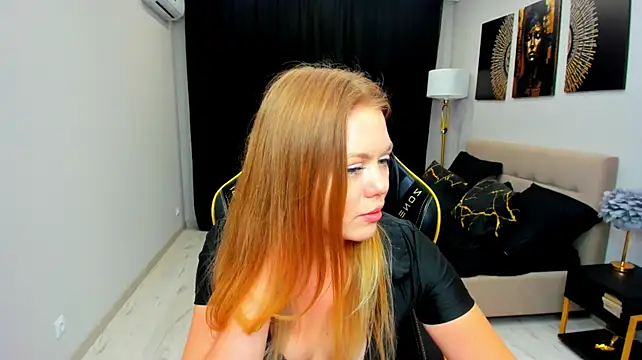 Strawberrye Chat XXX in diretta