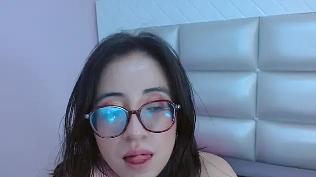 Nezzukoo Live XXX Chat