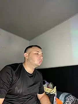 maximo_torreychelli Show in webcam