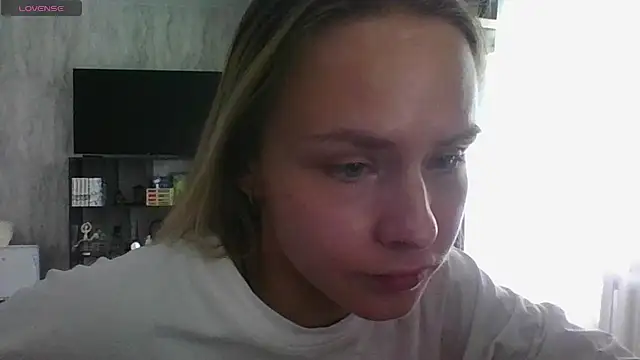 Chat +18 de Annie_Cohn ao vivo