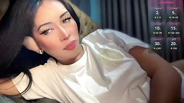 Jasmine_Elcock's Live XXX Chat