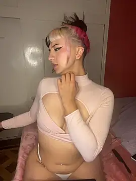 Chat XXX en directo de RebelKitty_