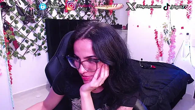 khloe_srr – Live XXX-chat