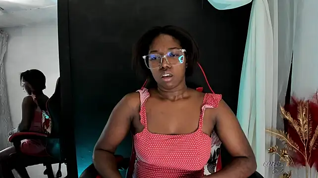 Chatroom XXX en direct de connywellss