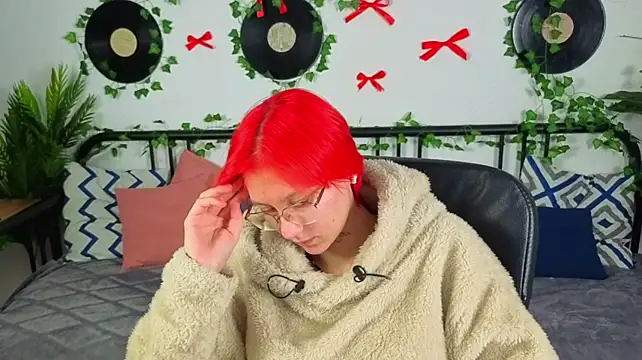 SkyMillers' Live XXX Chat