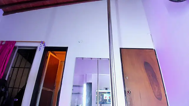 venus-03 Live XXX-chat