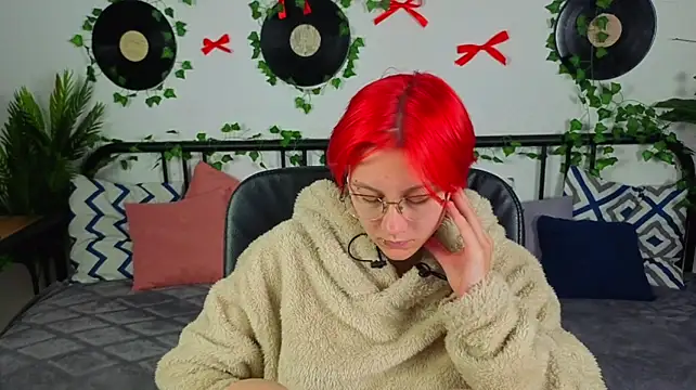 SkyMillers live XXX chat