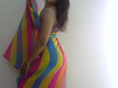 Pokazy przed kamerką – Laila_Cute