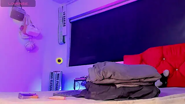naomy__xx 라이브 XXX 채팅