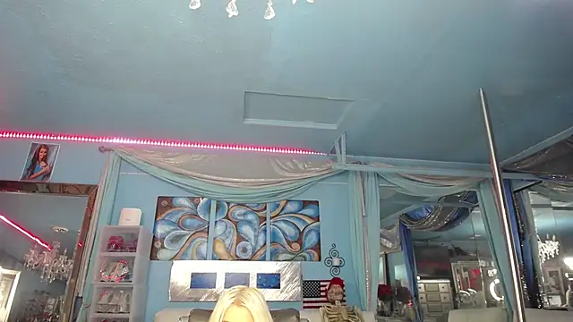 دردشة ADRIANNA_FOX الجنسية المباشرة