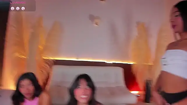 Stars_party's Live XXX Chat
