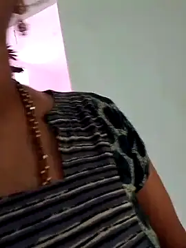 Show webcam de Komal_Bhabhi4u